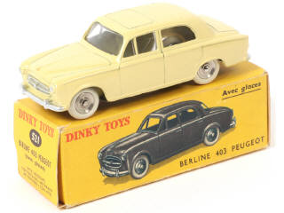 Lot 346 - DINKY TOYS (FRANCE) (1)
