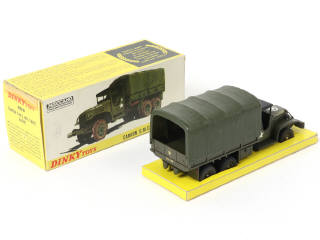 Lot 501 - DINKY TOYS (FRANCE) (1)