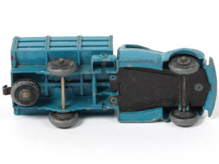 Lot 471 - DINKY TOYS (FRANCE) (1)