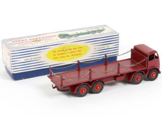 Lot 591 - DINKY TOYS (GB) (1)