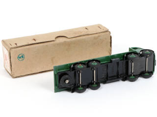 Lot 589 - DINKY TOYS (GB) (1)