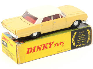 Lot 572 - DINKY TOYS (GB) (1)