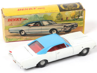 Lot 571 - DINKY TOYS (GB) (1)