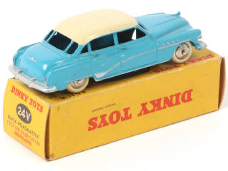 Lot 367 - DINKY TOYS (FRANCE) (1)