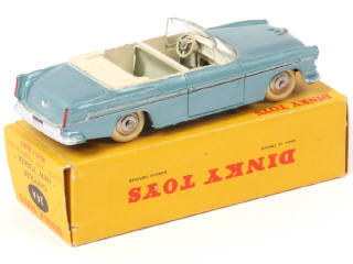 Lot 341 - DINKY TOYS (FRANCE) (1)