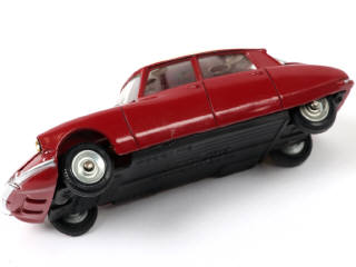 Lot 357 - DINKY TOYS (FRANCE) (1)