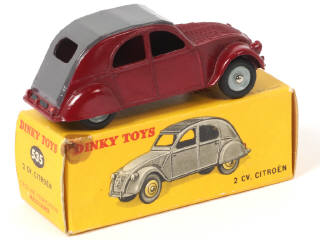 Lot 412 - DINKY TOYS (FRANCE) (1)