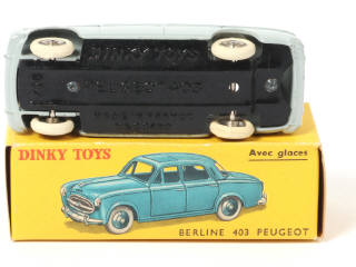 Lot 345 - DINKY TOYS (FRANCE) (1)