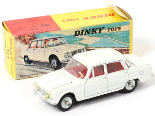 Lot 430 - DINKY TOYS (FRANCE) (1)