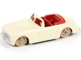 Lot 327 - DINKY TOYS (FRANCE) (1)