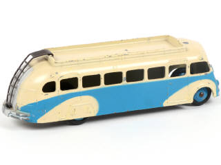 Lot 477 - DINKY TOYS (FRANCE) (1)