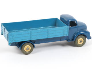 Lot 546 - DINKY TOYS (GB) (1)