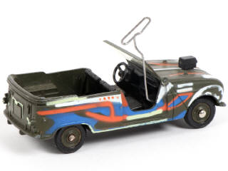 Lot 370 - DINKY TOYS (FRANCE) (1)