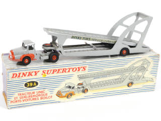 Lot 384 - DINKY TOYS (FRANCE) (1)