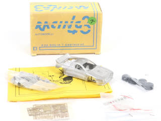 Lot 105 - RACING 43 (ITALIE) (1)