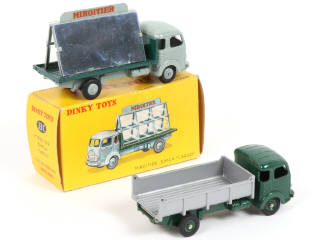 Lot 413 - DINKY TOYS (FRANCE) (2)