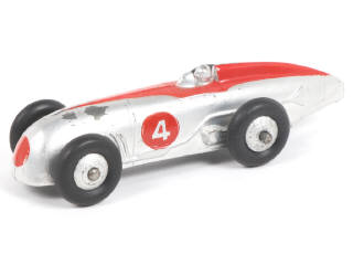 Lot 251 - DINKY TOYS (GB) (1)