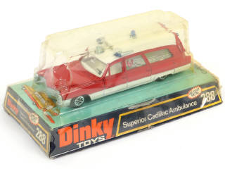 Lot 274 - DINKY TOYS (GB) (1)