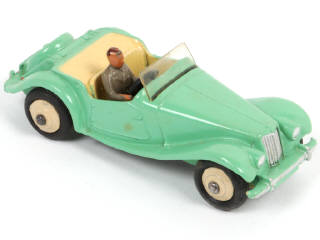 Lot 253 - DINKY TOYS (GB) (1)