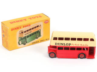 Lot 286 - DINKY TOYS (GB) (1)
