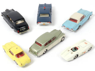 Lot 356 - DINKY TOYS (GB) (6)