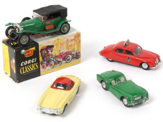 Lot 163 - CORGI TOYS (GB) (4)