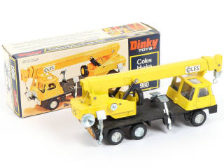 Lot 291 - DINKY TOYS (GB) (1)