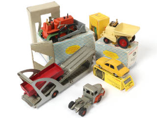 Lot 430 - DINKY TOYS (FRANCE) (5)