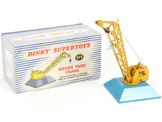 Lot 294 - DINKY TOYS (GB) (1)