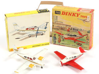 Lot 316 - DINKY TOYS (GB) (2)
