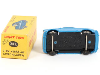 Lot 338 - DINKY TOYS (FRANCE) (1)