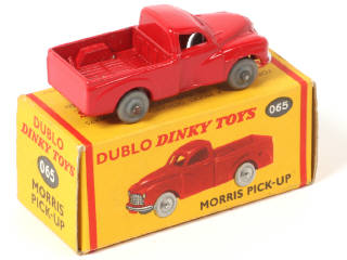 Lot 271 - DINKY TOYS (GB) (1)