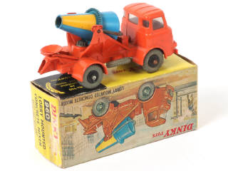 Lot 282 - DINKY TOYS (GB) (1)