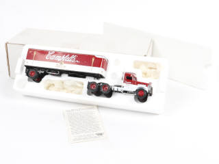Lot 92 - MATCHBOX COLLECTIBLES (USA) (1)