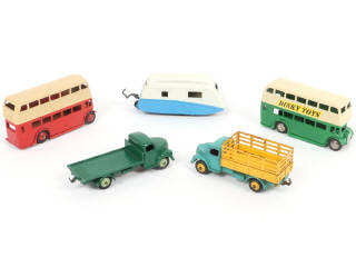 Lot 318 - DINKY TOYS (GB) (5)