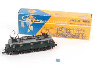Lot 25 - ROCO 'HO' (AUTRICHE) (1)