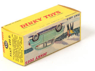 Lot 330 - DINKY TOYS (FRANCE) (1)