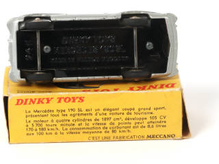 Lot 342 - DINKY TOYS (FRANCE) (1)