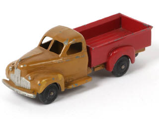 Lot 369 - DINKY TOYS (FRANCE) (1)