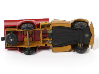 Lot 369 - DINKY TOYS (FRANCE) (1)