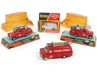 Lot 314 - DINKY TOYS (GB) (4)