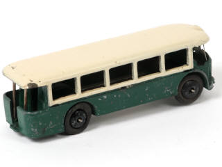 Lot 371 - DINKY TOYS (FRANCE) (1)
