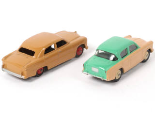 Lot 292 - DINKY TOYS (GB) (2)