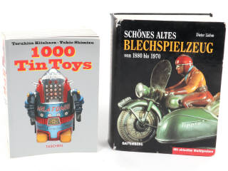 Lot 6 - DIVERS (2)