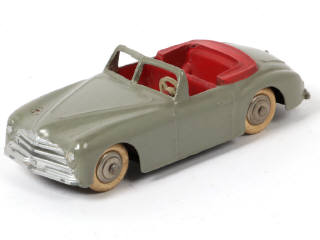 Lot 336 - DINKY TOYS (FRANCE) (1)