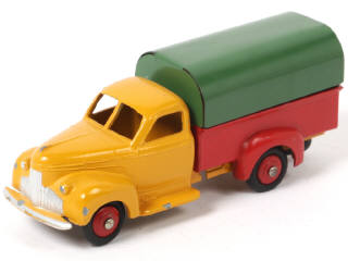 Lot 368 - DINKY TOYS (FRANCE) (1)