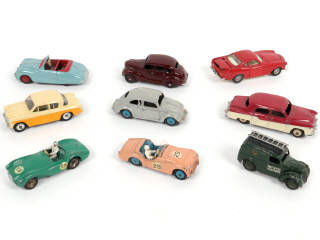 Lot 327 - DINKY TOYS (GB) (9)