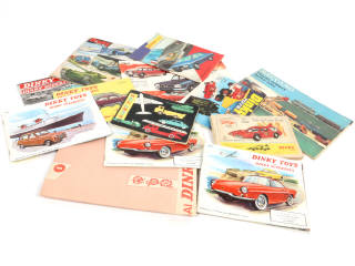 Lot 18 - DINKY TOYS (10)