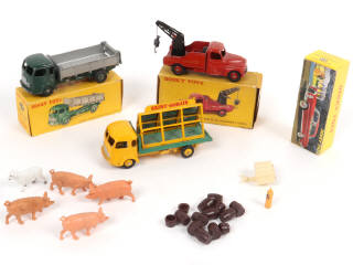 Lot 393 - DINKY TOYS (FRANCE) (5)
