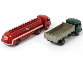 Lot 384 - DINKY TOYS (FRANCE) (2)